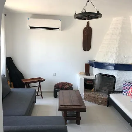 Peaceful And Quite House With Greek Islands View Apartment